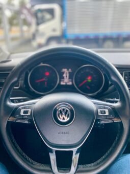 
										Volkswagen Jetta Highline full									