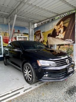 
										Volkswagen Jetta Highline full									