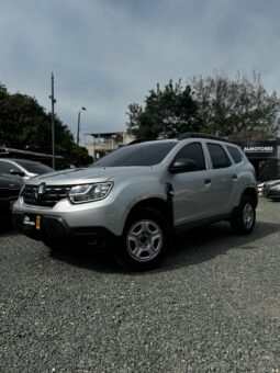 
										Renault Duster Zen full									