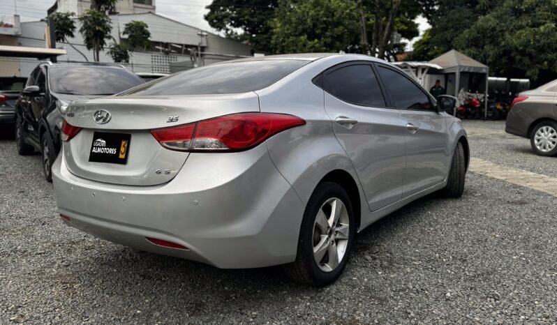 
								Hyundai Elantra full									