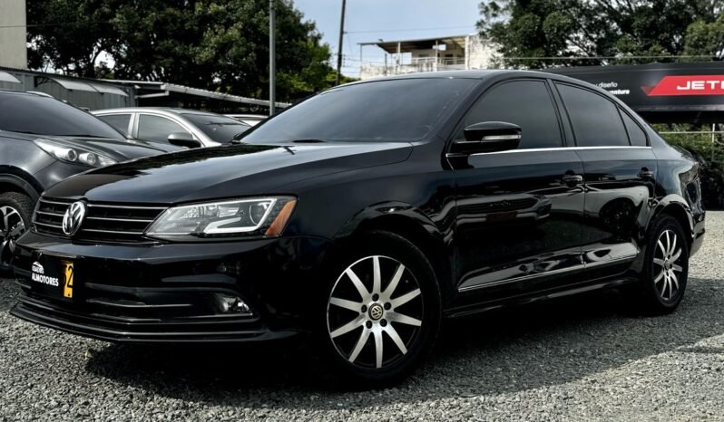 
								Volkswagen Jetta Highline full									