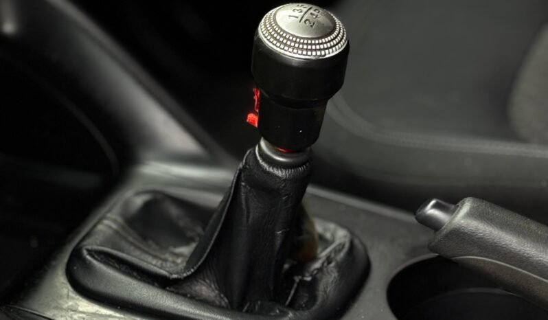 
								Hyundai Tucson I35 GL full									