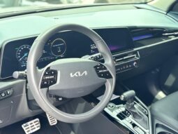 
										Kia Niro Zennith full									