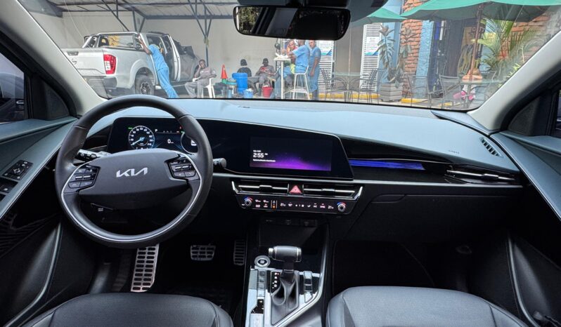 
								Kia Niro Zennith full									