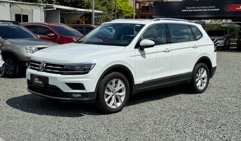 
								VOLKSWAGEN TIGUAN ALLSPACE COMFORTLINE full									