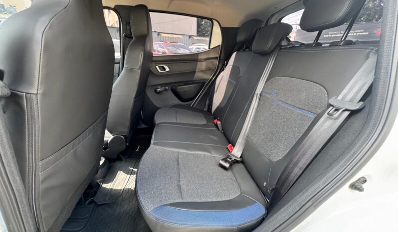 
								RENAULT KWID INTENSE full									