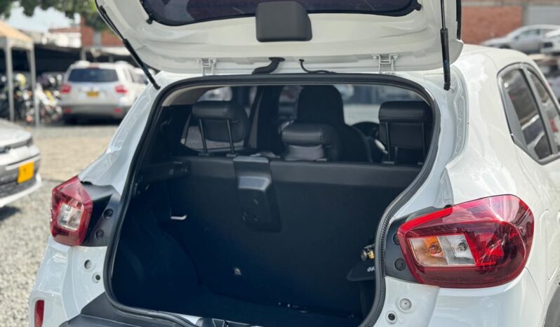 
								RENAULT KWID INTENSE full									