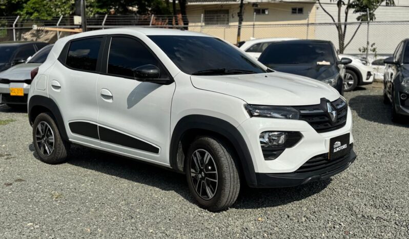 
								RENAULT KWID INTENSE full									