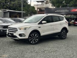 
										FORD ESCAPE TITANIUM 4X4 full									
