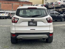 FORD ESCAPE TITANIUM 4X4