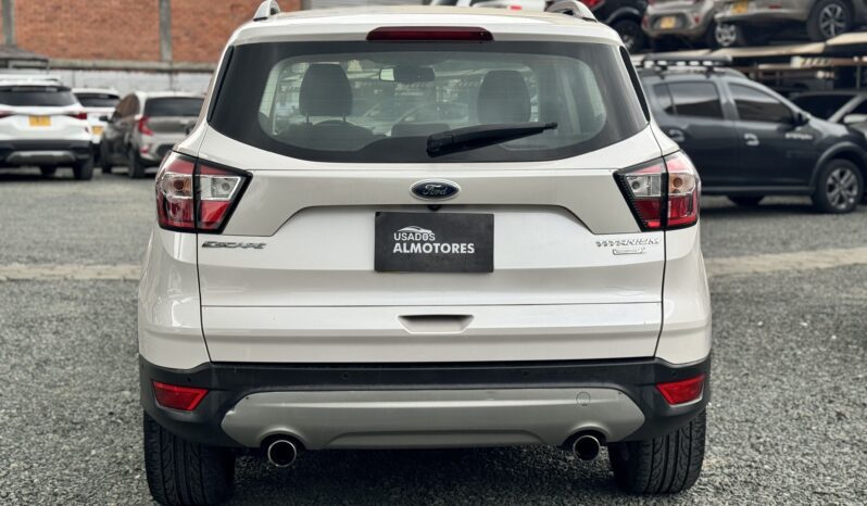 
								FORD ESCAPE TITANIUM 4X4 full									