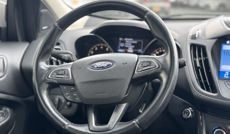 
								FORD ESCAPE TITANIUM 4X4 full									