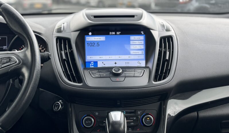 
								FORD ESCAPE TITANIUM 4X4 full									