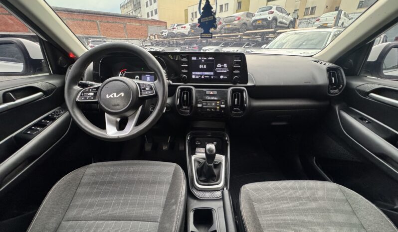 
								KIA SONET VIBRANT full									