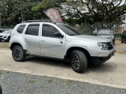 
										RENAULT DUSTER DYNAMIQUE 4X4 full									