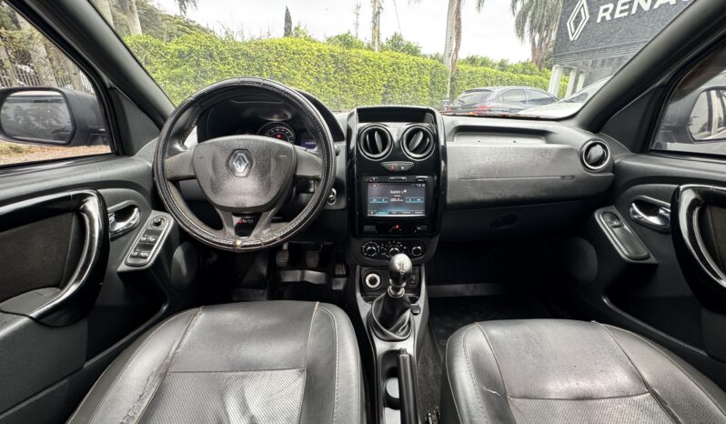 
								RENAULT DUSTER DYNAMIQUE 4X4 full									