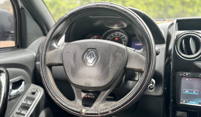 
								RENAULT DUSTER DYNAMIQUE 4X4 full									