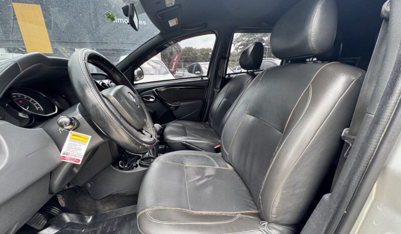 
								RENAULT DUSTER DYNAMIQUE 4X4 full									