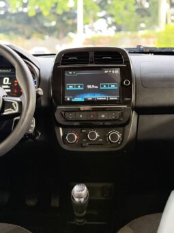 
										RENAULT KWID OUTSIDER full									