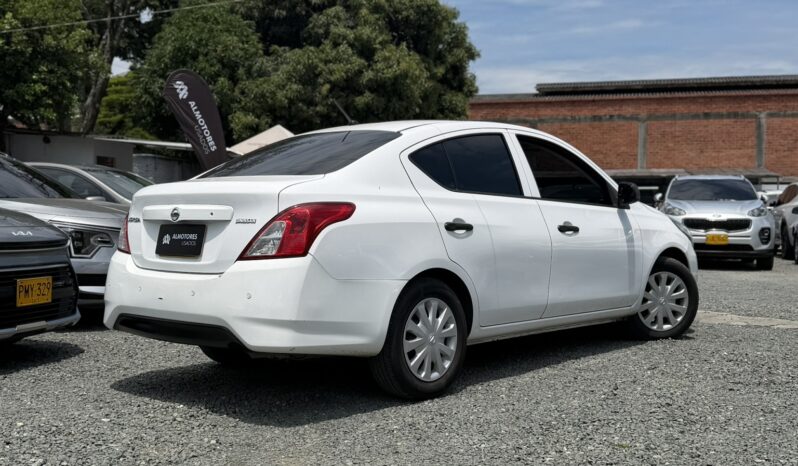 
								NISSAN VERSA DRIVE full									