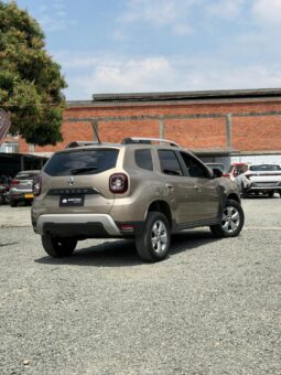 
										RENAULT DUSTER INTENS full									