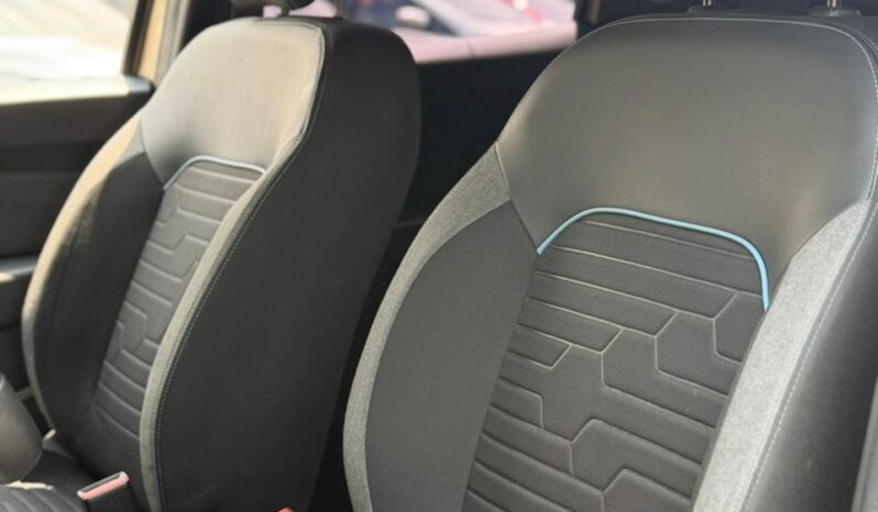 
								RENAULT DUSTER INTENS full									