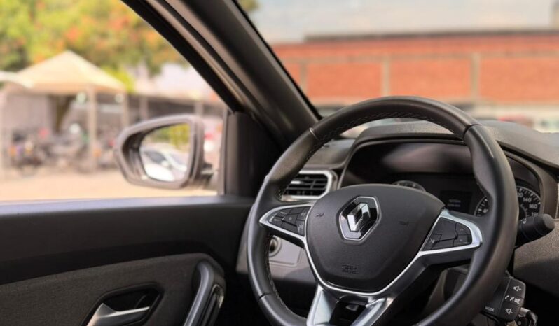 
								RENAULT DUSTER INTENS full									