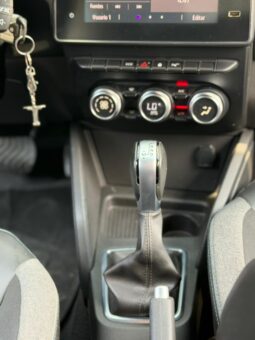 
										RENAULT DUSTER INTENS full									