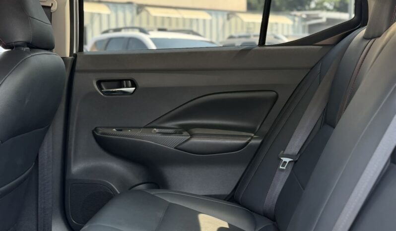 
								NISSAN VERSA SR full									