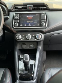 
										NISSAN VERSA SR full									