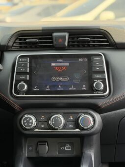 
										NISSAN VERSA SR full									
