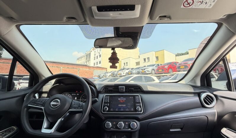 
								NISSAN VERSA SR full									