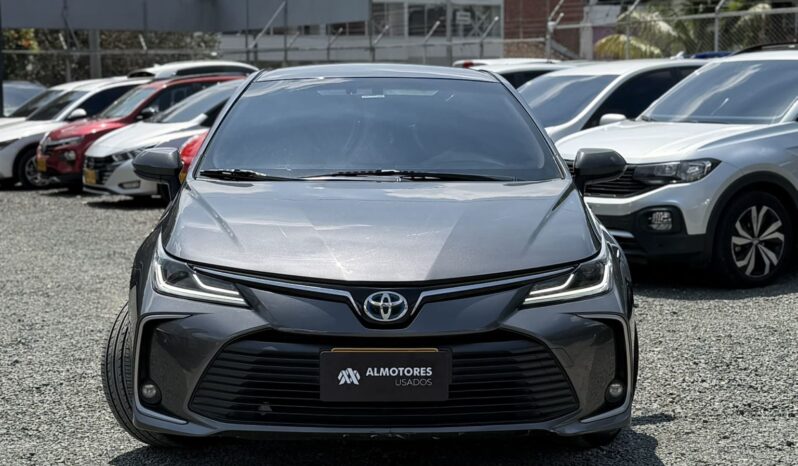 
								TOYOTA COROLLA XE HIBRIDO full									
