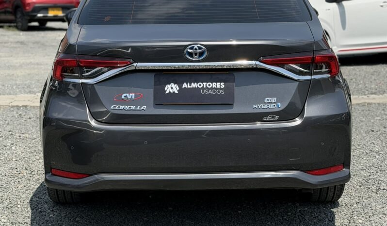 
								TOYOTA COROLLA XE HIBRIDO full									