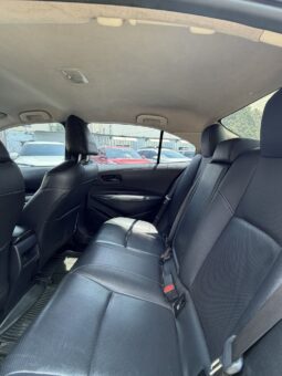 
										TOYOTA COROLLA XE HIBRIDO full									