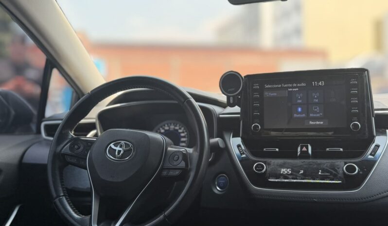 
								TOYOTA COROLLA XE HIBRIDO full									