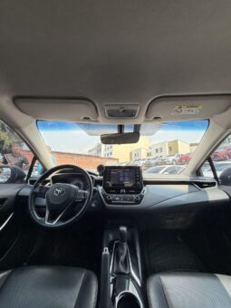 
										TOYOTA COROLLA XE HIBRIDO full									