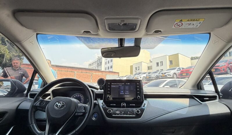 
								TOYOTA COROLLA XE HIBRIDO full									