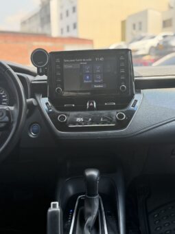 
										TOYOTA COROLLA XE HIBRIDO full									