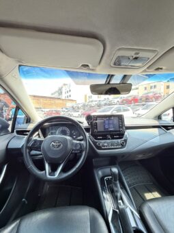 
										TOYOTA COROLLA XE HIBRIDO full									