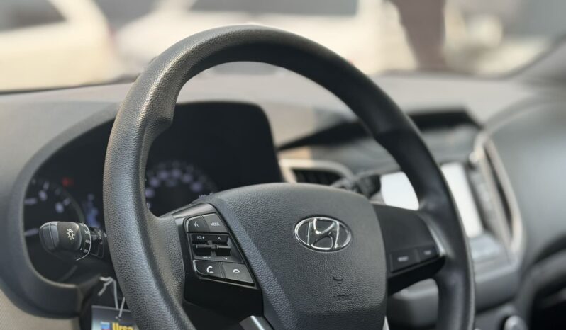 
								HYUNDAI CRETA PREMIUM full									