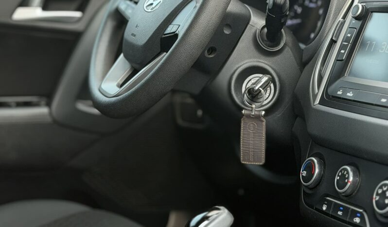
								HYUNDAI CRETA PREMIUM full									