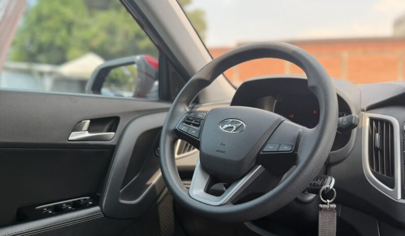 
								HYUNDAI CRETA PREMIUM full									