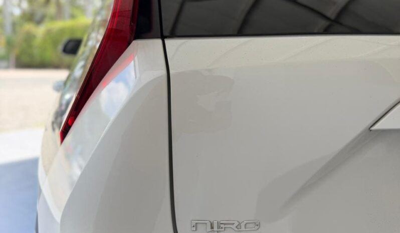 
								KIA NIRO ZENITH full									