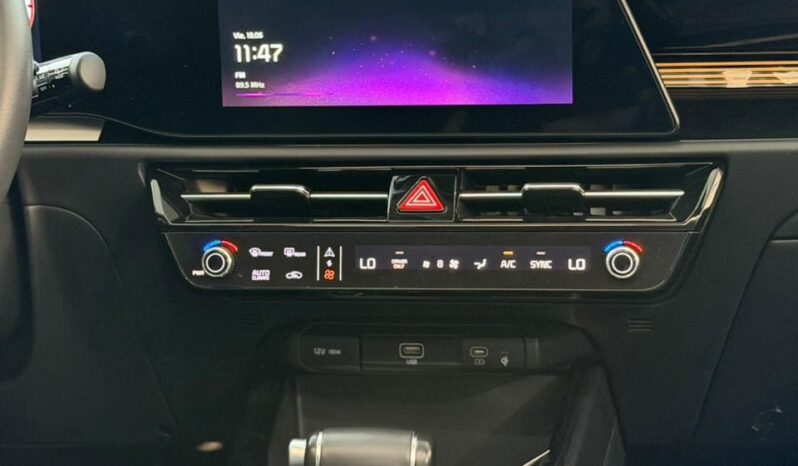 
								KIA NIRO ZENITH full									