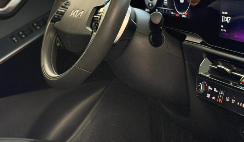 
								KIA NIRO ZENITH full									