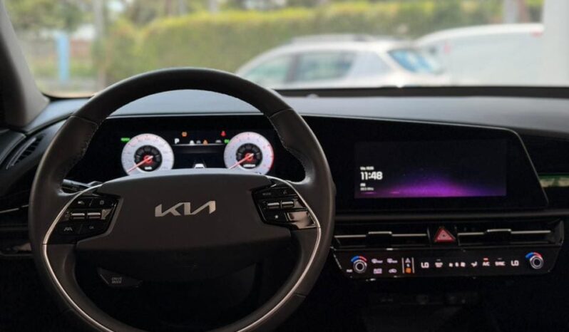 
								KIA NIRO ZENITH full									