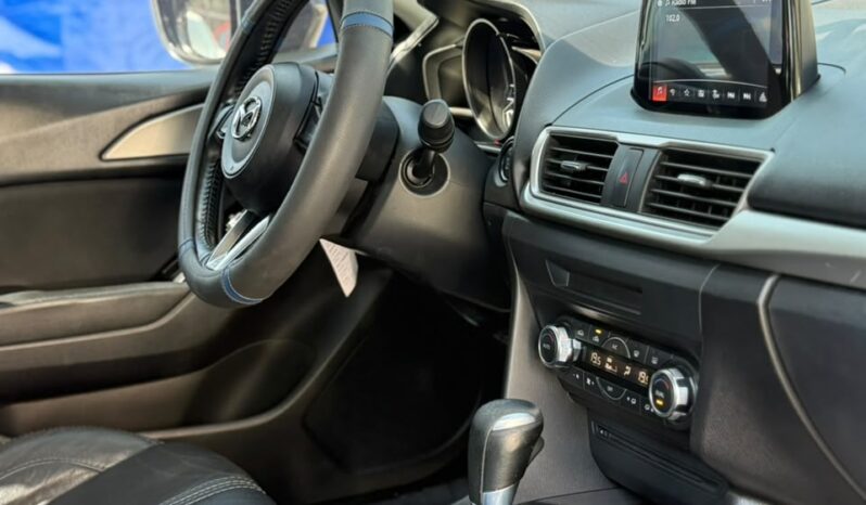 
								MAZDA 3 TOURING full									