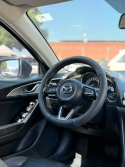 
										MAZDA 3 TOURING full									