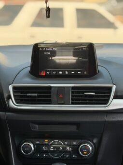 
										MAZDA 3 TOURING full									